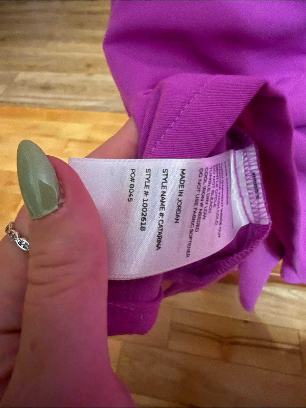Figs ultraberry scrub top - Picture 4 of 4